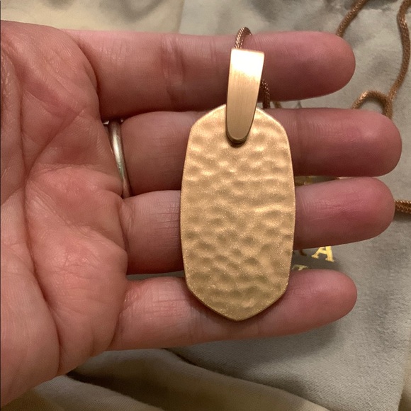 Kendra Scott Rose Gold Necklace - Picture 2 of 4